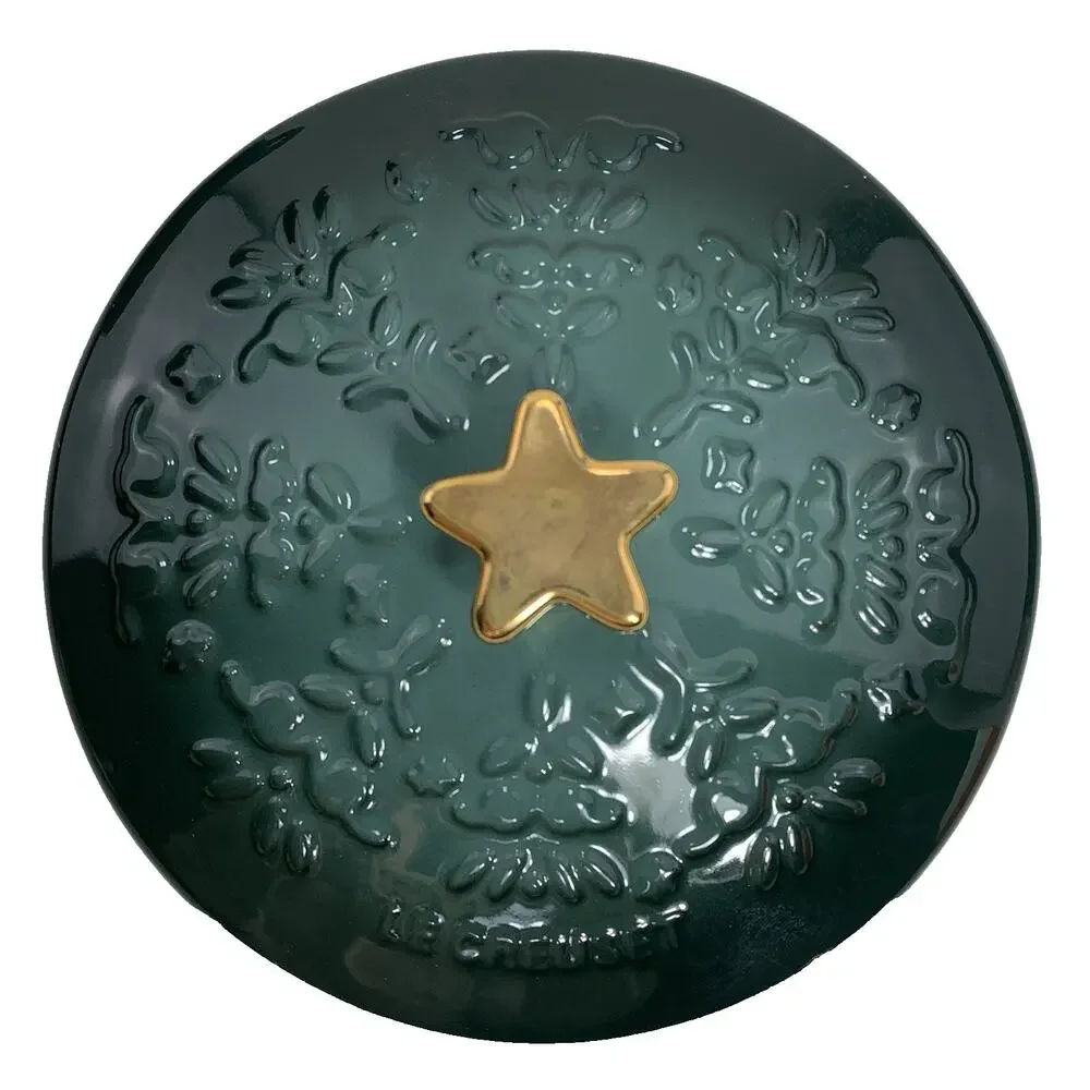Le Creuset Stoneware Mini Cocotte with Gold Star Knob 24oz Artichaut Tree NIB